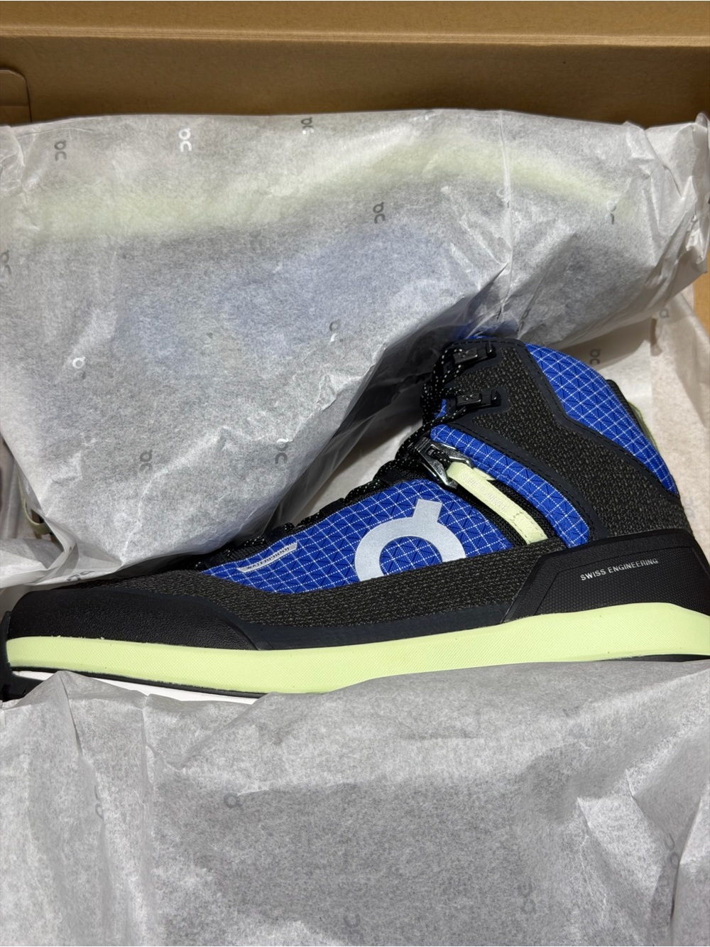 On Cloud alpine Waterproof Blue & Black Women's Hiking Booties - Picture 13 of 14